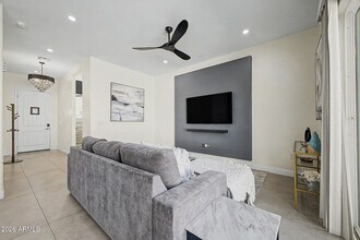 1344 E Polk St in Phoenix, AZ - Building Photo - Building Photo