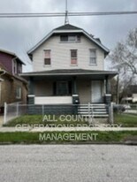 3800 Carlyle Ave in Cleveland, OH - Building Photo