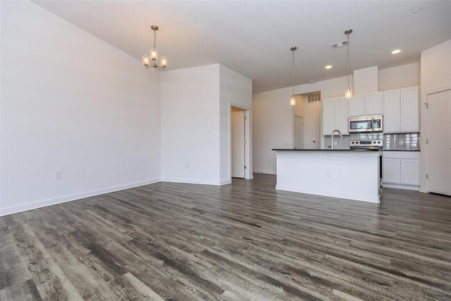 680 Naumann Dr in Leander, TX - Building Photo - Building Photo