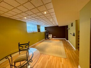 618 Beatrice Dr in Ottawa, ON - Building Photo - Building Photo