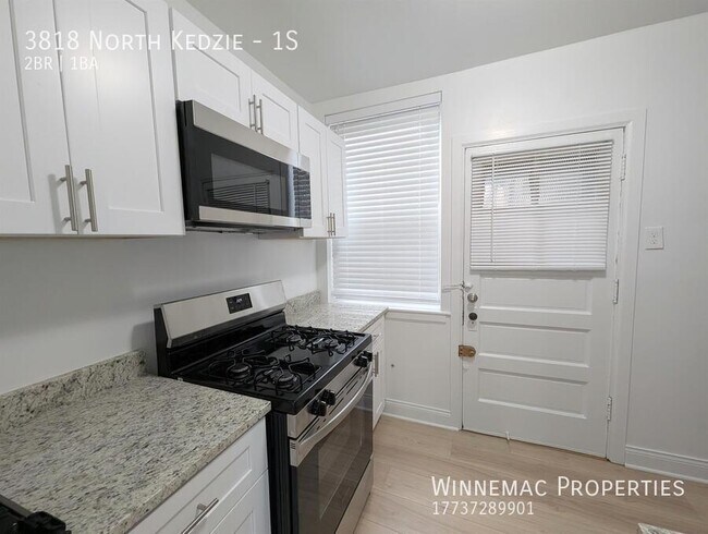 3818 N Kedzie Ave in Chicago, IL - Building Photo - Building Photo