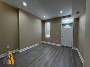 524 N Chester St in Baltimore, MD - Building Photo - Building Photo