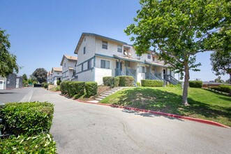 716 W Phillips St in Ontario, CA - Building Photo - Building Photo