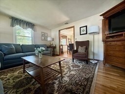 51 Wildwood Ln in Waltham, MA - Building Photo - Building Photo