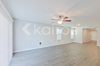 8608 SW 43rd Ter in Ocala, FL - Building Photo - Building Photo