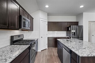 13508 Ciderwood Ct in Manor, TX - Building Photo - Building Photo