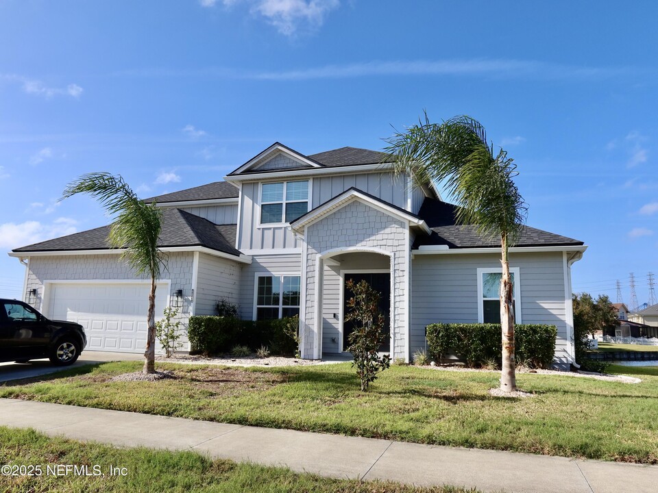 4842 Yacht Ct in Jacksonville, FL - Foto de edificio