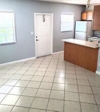 2660 NE 8th Ave, Unit 302 in Wilton Manors, FL - Building Photo - Building Photo