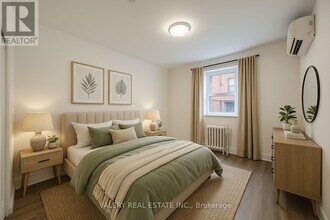 391 Sherbourne St in Toronto, ON - Building Photo - Building Photo