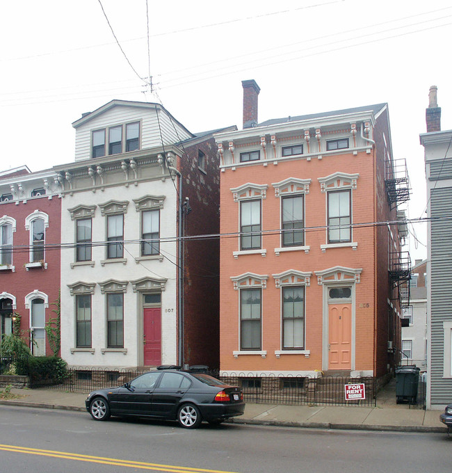 805-807 Main St in Covington, KY - Foto de edificio - Building Photo