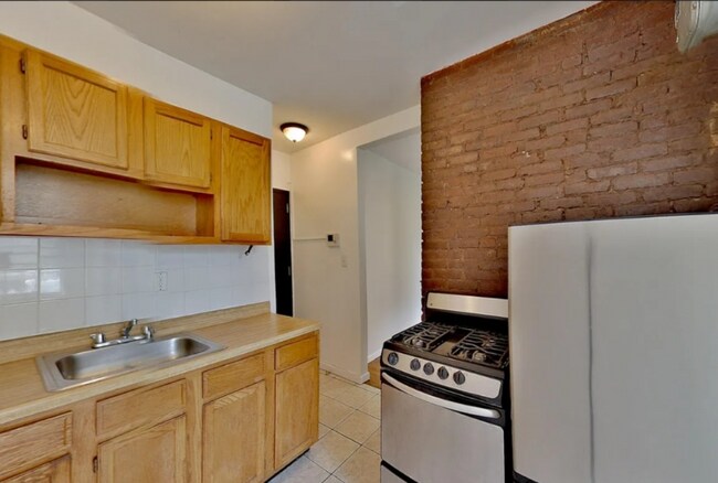 85 Pitt St in New York, NY - Building Photo - Building Photo