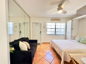 322 Harding St in Hollywood, FL - Building Photo - Building Photo