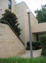 2831 31st Pl NE in Washington, DC - Building Photo