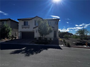 4504 N Eagle Nest Peak St in Las Vegas, NV - Building Photo - Building Photo