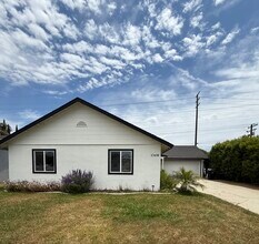 17430 Santa Maria St in Fountain Valley, CA - Building Photo - Building Photo