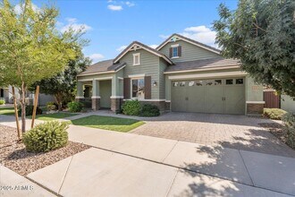 4281 E Cynthia St in Gilbert, AZ - Building Photo - Building Photo
