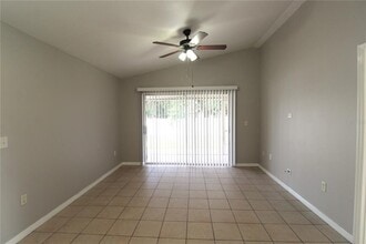 864 Hand Ave in Sarasota, FL - Building Photo - Building Photo