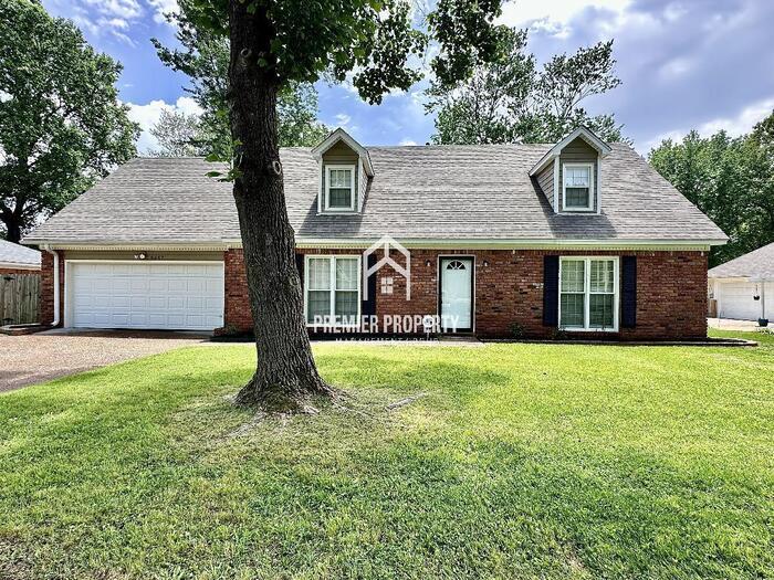6667 Amersham Dr in Memphis, TN - Building Photo