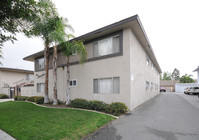 The Ivanhoe Apartments in Anaheim, CA - Building Photo - Building Photo