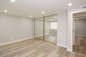 Strand 5 in Manhattan Beach, CA - Foto de edificio - Interior Photo