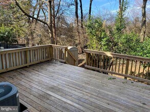 3055 Braxton Wood Ct in Fairfax, VA - Building Photo - Building Photo