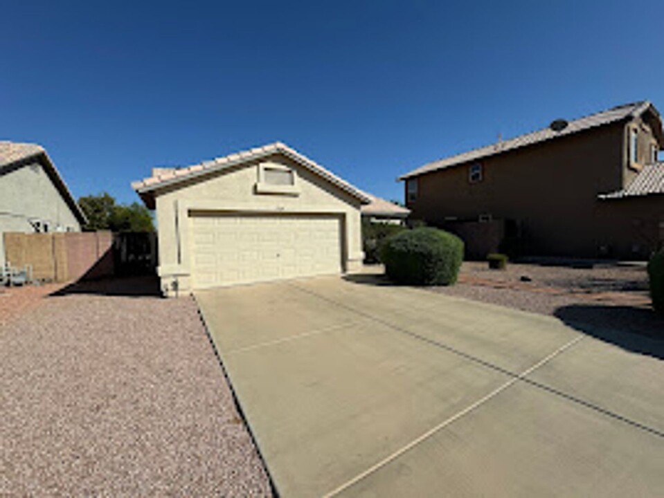 17809 N 144th Cir in Surprise, AZ - Building Photo