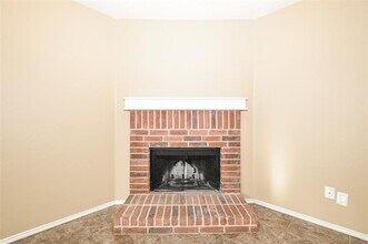 14802 Canyon Ridge Dr in Balch Springs, TX - Building Photo - Building Photo