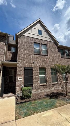 property at 325 Baker Dr