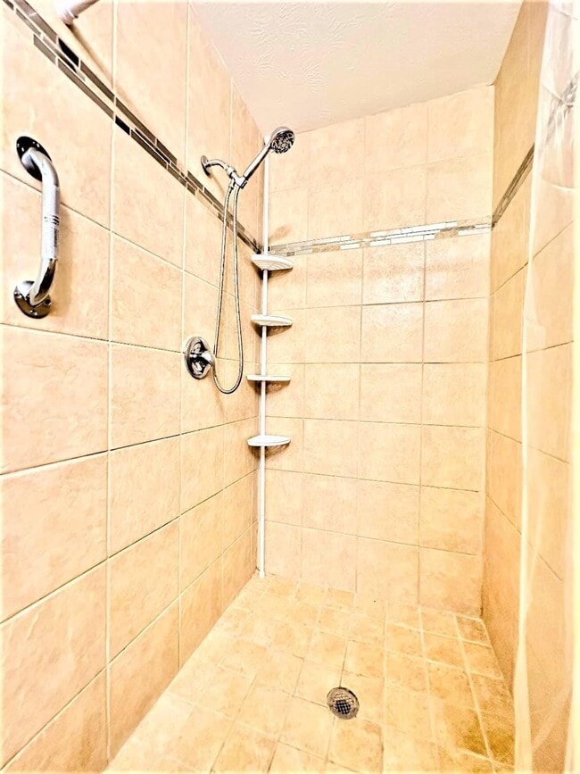 2847 SE Pace Dr in Port St. Lucie, FL - Building Photo - Building Photo