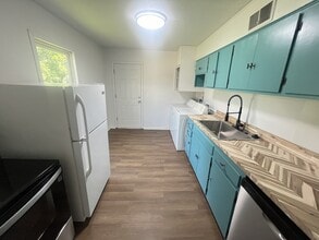 421 S Mulberry St in Warrensburg, MO - Building Photo - Building Photo