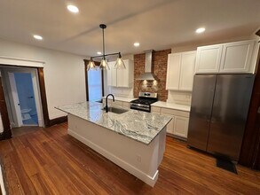197 W 8th Ave in Columbus, OH - Building Photo - Building Photo