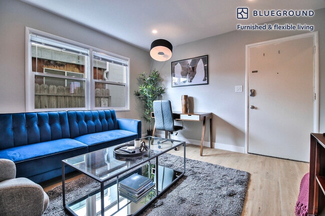 988 E El Camino Real in Sunnyvale, CA - Building Photo - Building Photo
