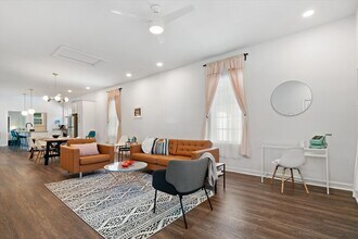 553 S Cox St in Memphis, TN - Building Photo - Building Photo
