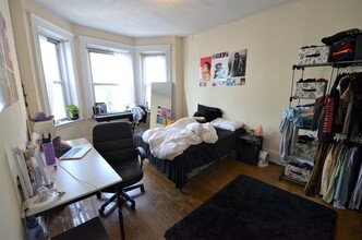 65 Kilmarnock St, Unit 1 in Boston, MA - Foto de edificio - Building Photo