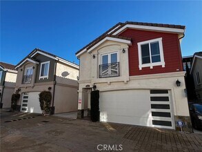 13768 Cordary Ave in Hawthorne, CA - Building Photo - Building Photo