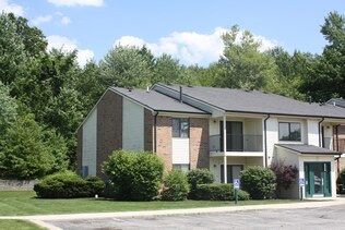 Woodland Crossing in Michigan City, IN - Foto de edificio