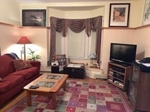 16 Jerome St-Unit -16 in Medford, MA - Building Photo - Building Photo