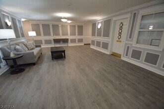 1 Jenny Lind St in Netcong, NJ - Building Photo - Building Photo