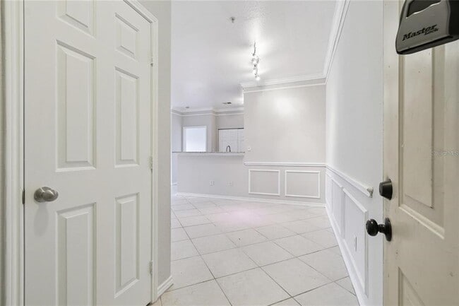 4304 Bayside Village Dr in Tampa, FL - Building Photo - Building Photo