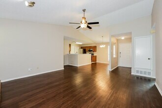 1812 Hunting Green Dr in Fort Worth, TX - Building Photo - Building Photo