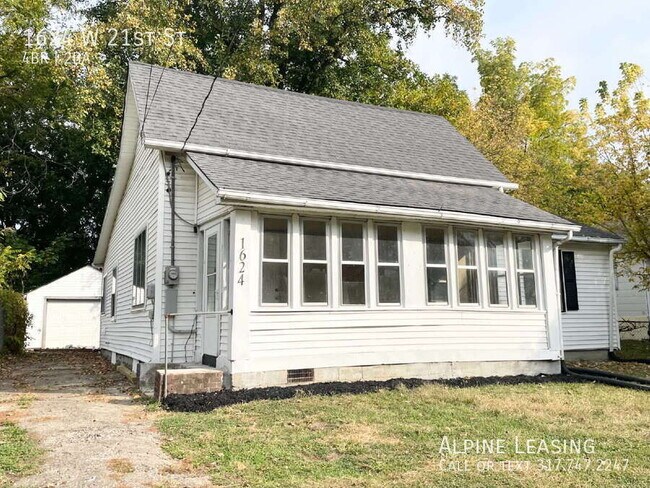 property at 1624 W 21st St