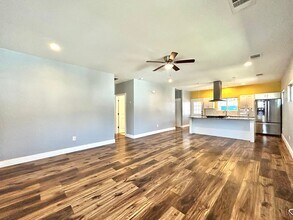 1142 Richardine Ave in Austin, TX - Building Photo - Building Photo