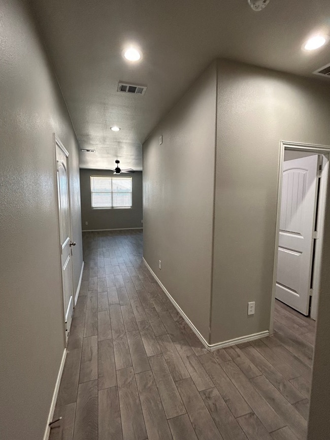 1813 Palo Duro Dr in Odessa, TX - Building Photo - Building Photo
