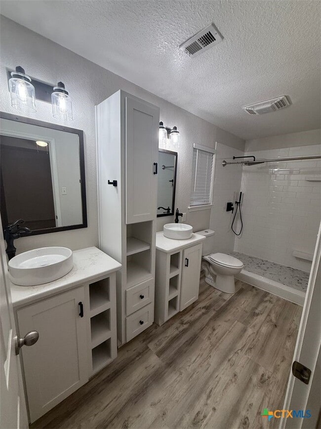 property at 426 Armstrong Dr