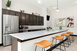 Oak Creek in New Braunfels, TX - Building Photo