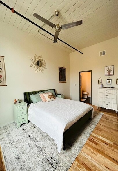201 E Chambers St, Unit 203 in Cleburne, TX - Building Photo - Building Photo
