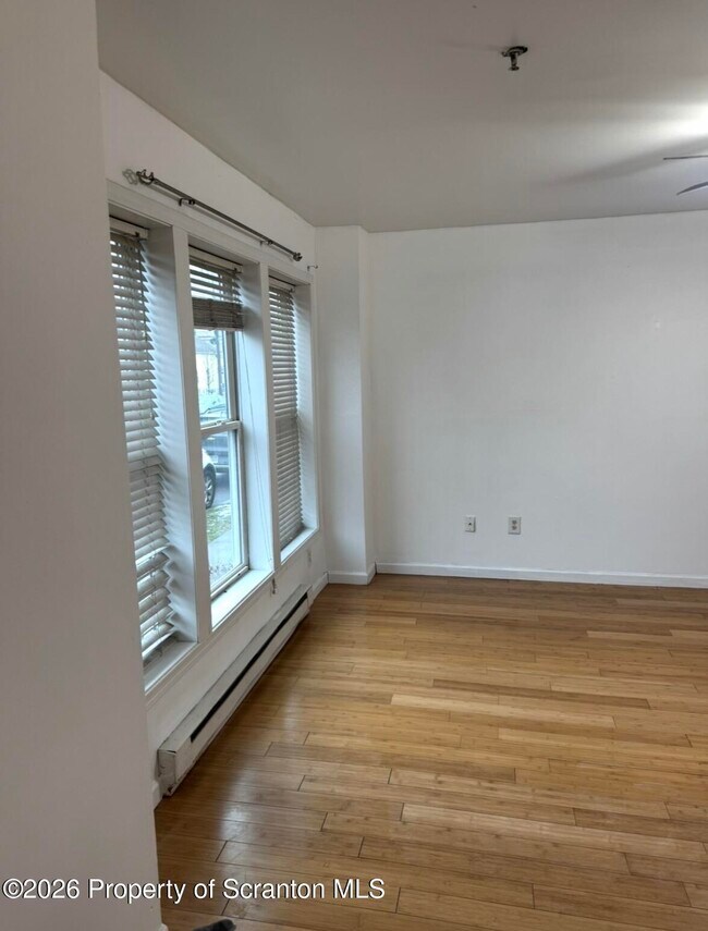 114 Prospect Ave in Scranton, PA - Foto de edificio - Building Photo