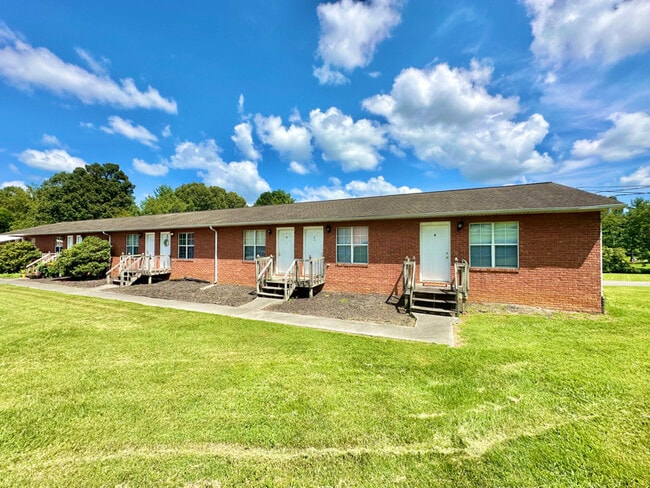 805 Old Gray Station Rd