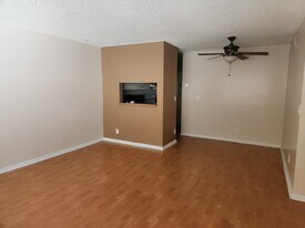 3766 N University Dr in Coral Springs, FL - Building Photo