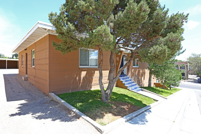 1209 Dr Martin Luther King Jr Ave NE in Albuquerque, NM - Foto de edificio - Building Photo